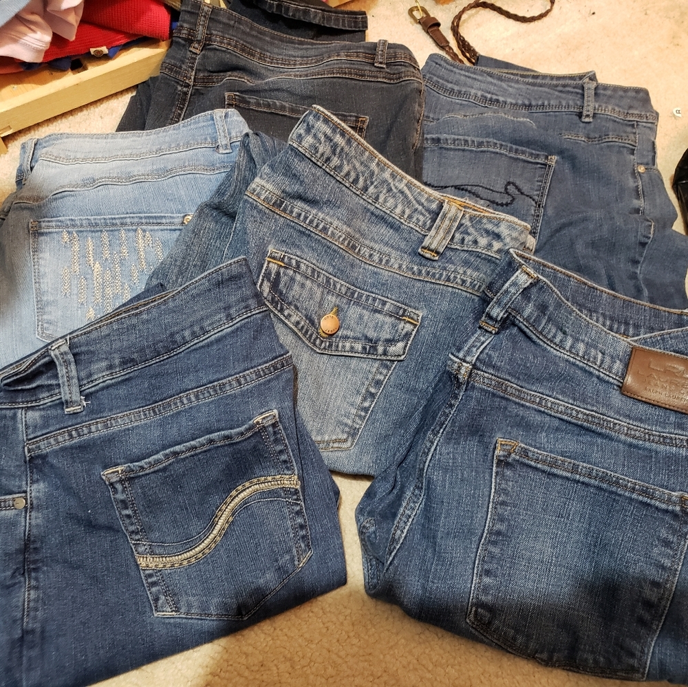 Women's jeans lot